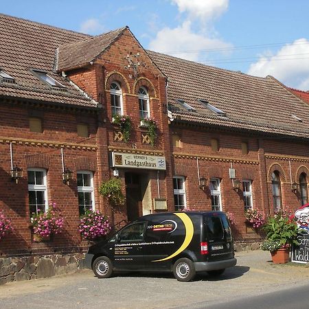 Werners Landgasthaus Lieskau Dış mekan fotoğraf