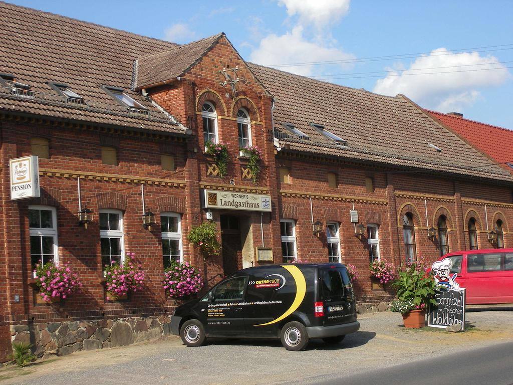 Werners Landgasthaus Lieskau Dış mekan fotoğraf