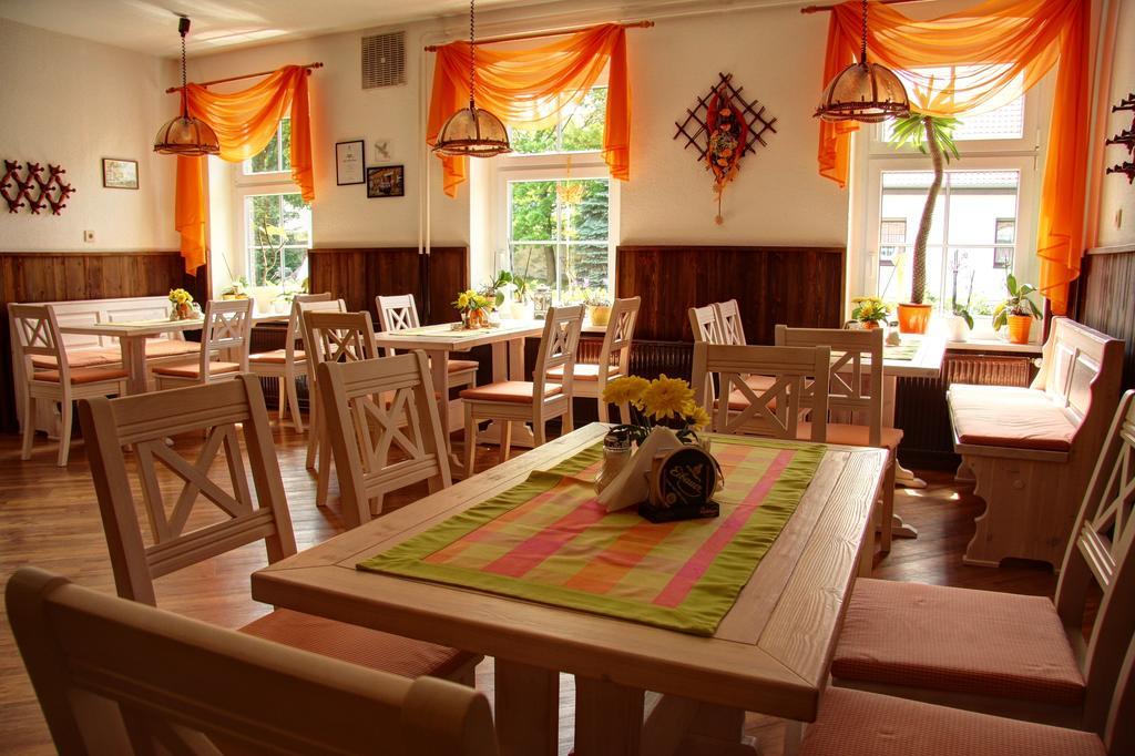 Werners Landgasthaus Lieskau Dış mekan fotoğraf